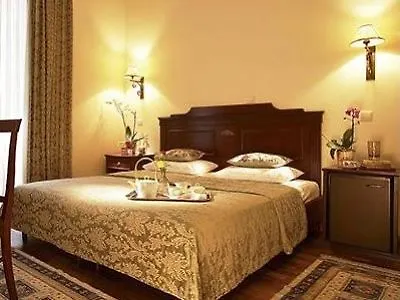 ***  Hotel Luxembourg Thessaloníki Grekland